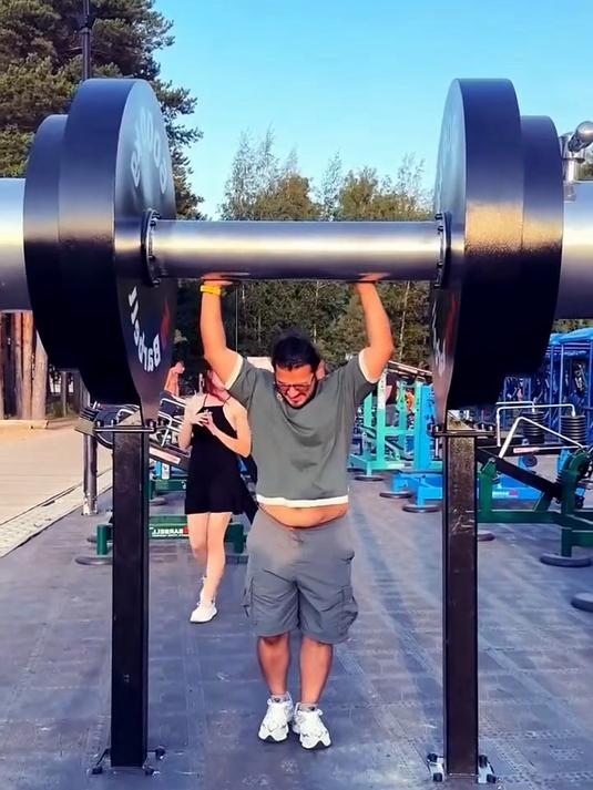 搞笑视频搞笑段子搞笑我是认真的笑到肚子疼满级人类沙雕操作笑死人笑掉大牙笑到傻外国人真会玩
