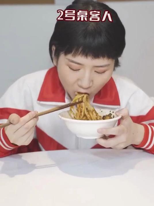 《餐厅服务员说过的谎》遇到这样的情况你们可以像我这样做……