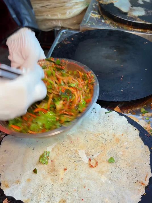 滕州菜煎饼才是鼻祖,不接受反驳,酥脆可口特别的香