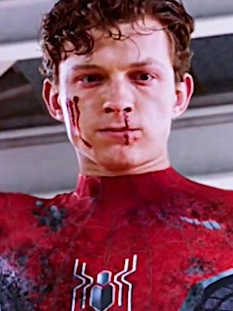 放慢到0.1倍才发现，原来小蜘蛛还是那个蜘蛛精