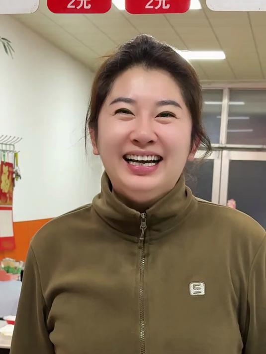 第一锅包子真好吃