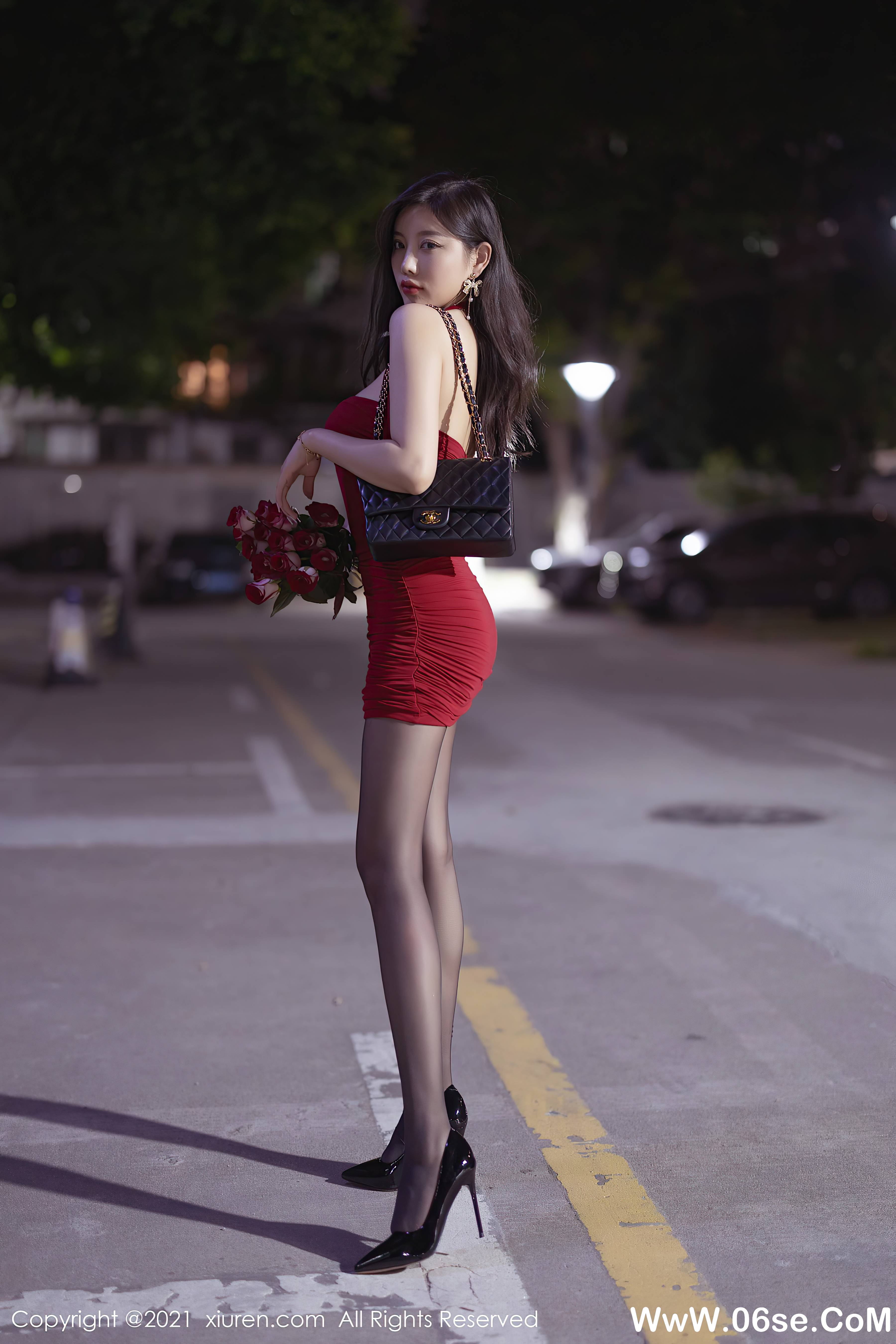 图片[2]-[XIUREN秀人网] 2021.09.15 NO.3953 杨晨晨Yome[63+1P506M]-六色网