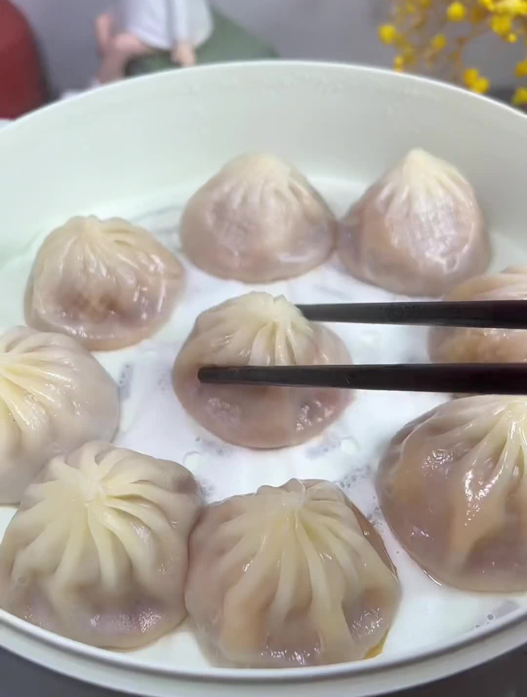 鲜味上海家喻户晓的老盛昌汤包,在家也能吃上了老盛昌汤包