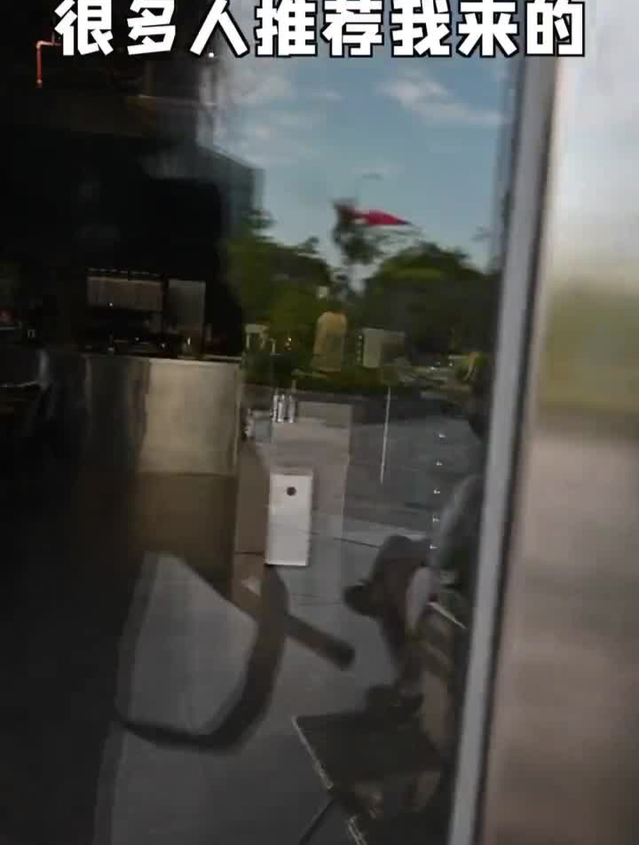 可以吃潮汕小吃的咖啡店!拿铁里面加入海石花