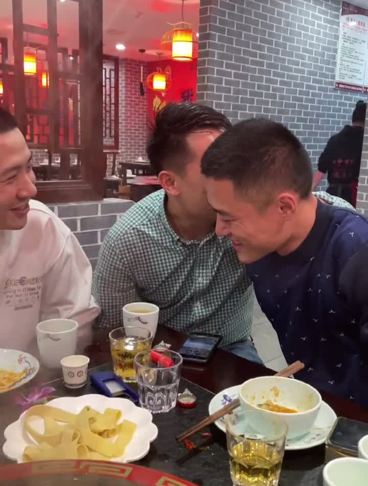 戴上儿童手表,滚滚红尘与你无缘