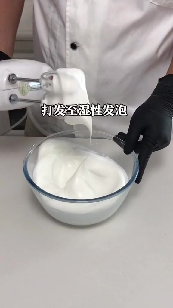 吃这个蛋糕真的很满足