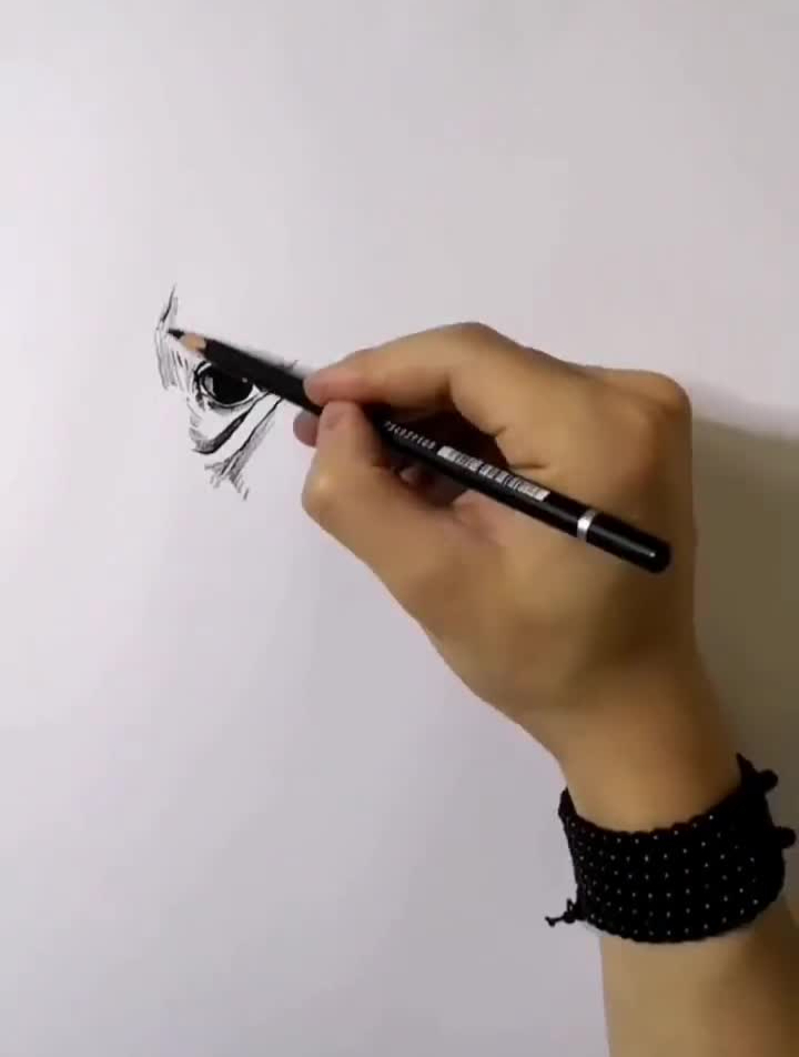 手绘一个小狗狗～