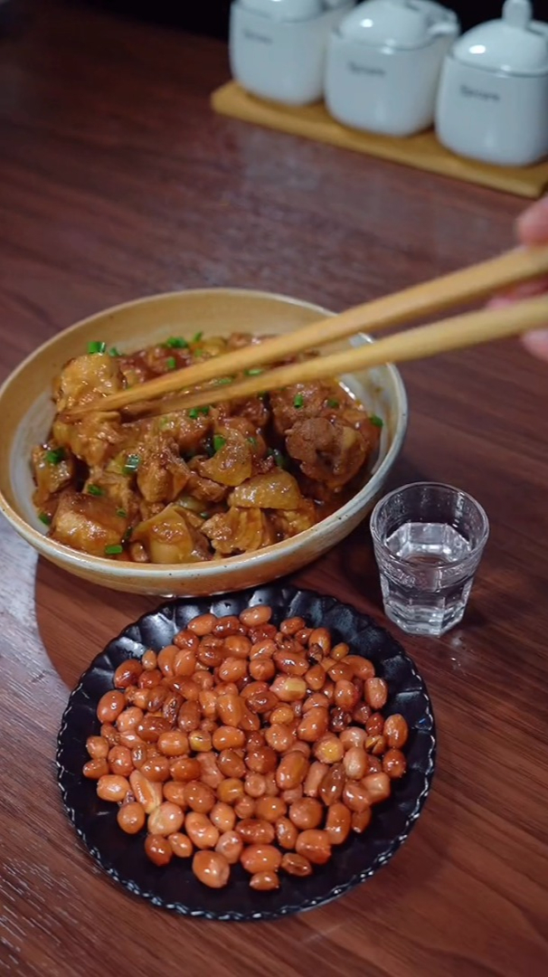大鹅炖土豆,你就这样炖好吃到舔盘子