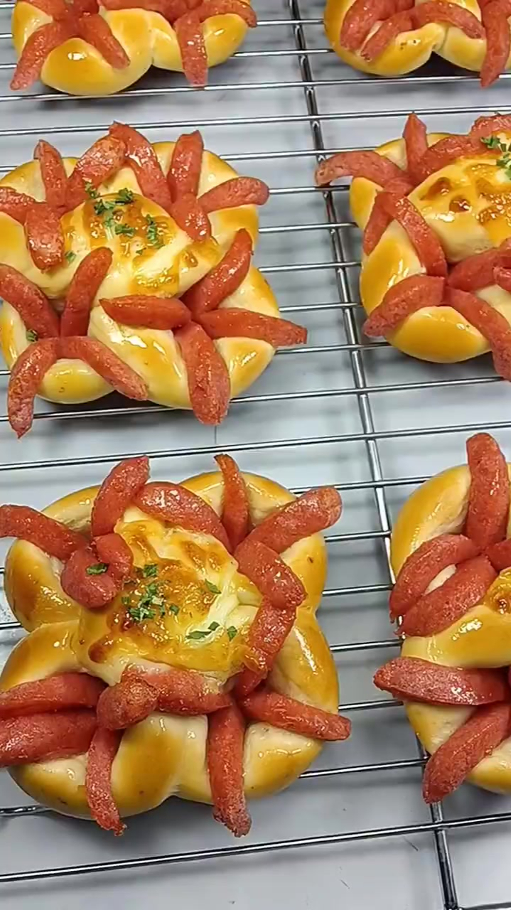 调理面包今天制作一款日式调理面包