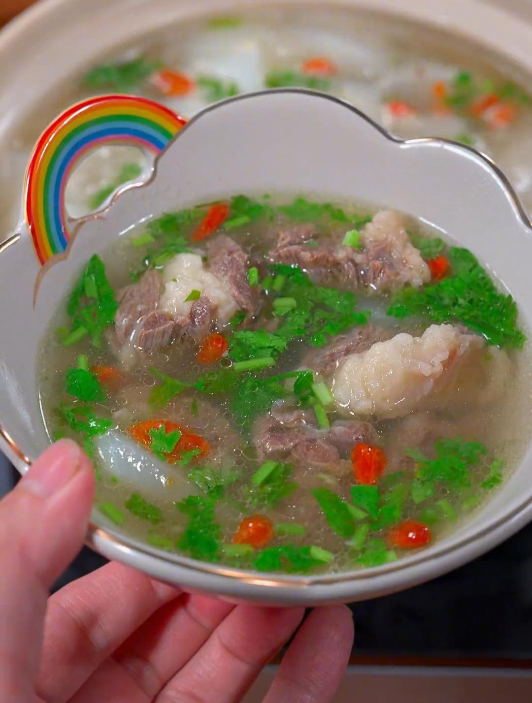 这样做的牛肉萝卜汤营养丰富