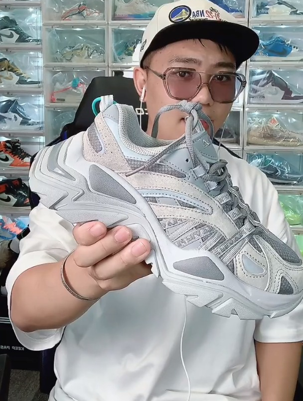 Fila 斐乐 鱼刺二代平价好鞋分享,高级有质感,四季都适合穿