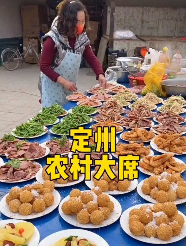 今天带你们吃咱们定州农村的大席,500多的标准你看行吗?