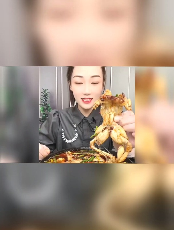 盘点生猛“吃蛙人”,看到后面,我实在忍不住了 妈呀太香了 牛蛙