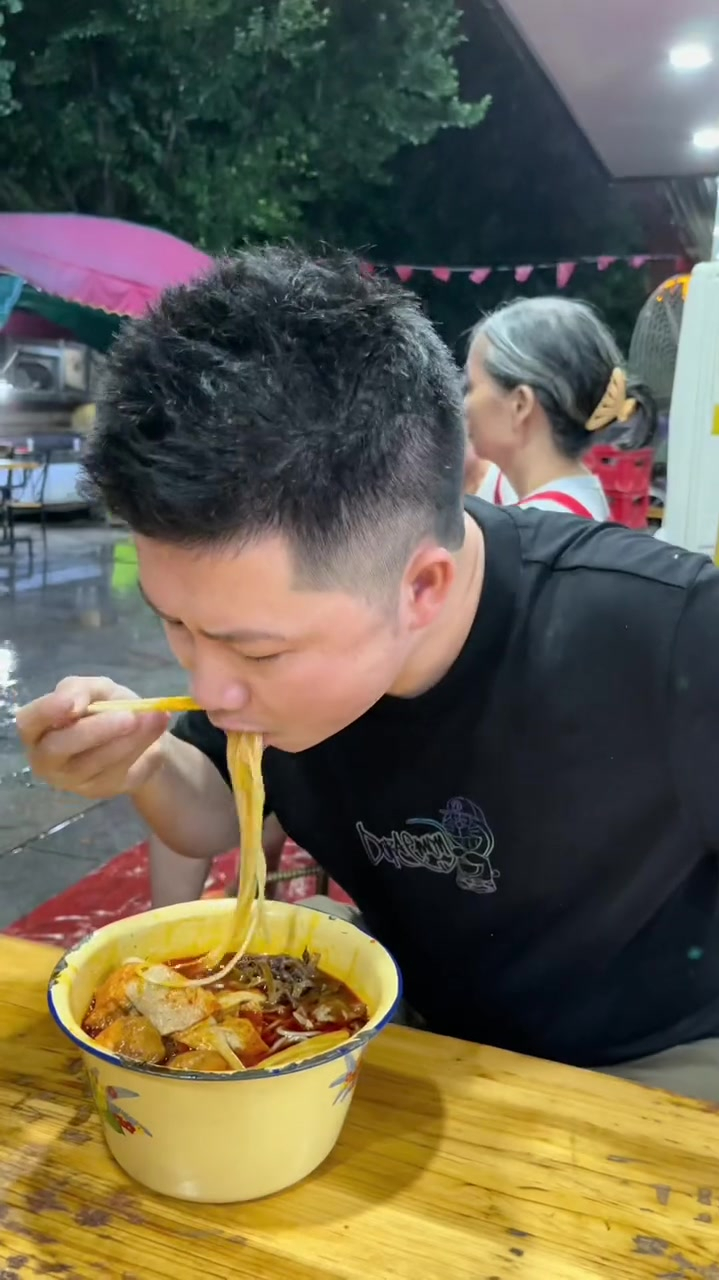 广西柳州螺蛳粉正宗特产螺蛳粉袋装螺蛳粉酸辣粉官方旗舰店