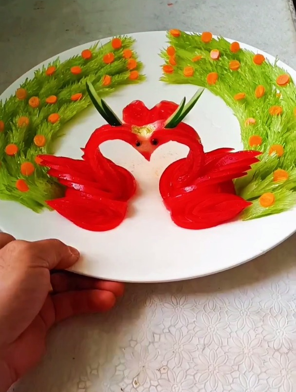 芹菜这样摆盘,你学会了么~