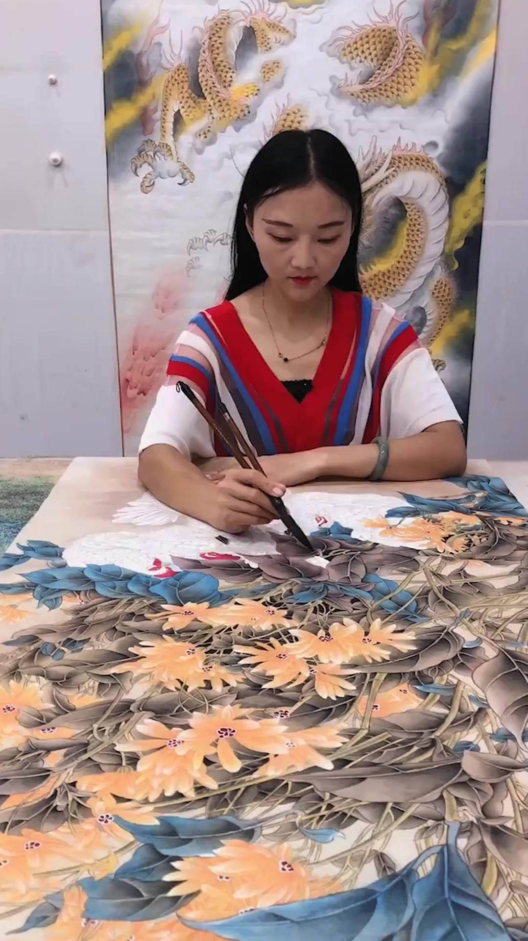 纯手绘工笔画 手艺人 一幅全家福带给大家欣赏
