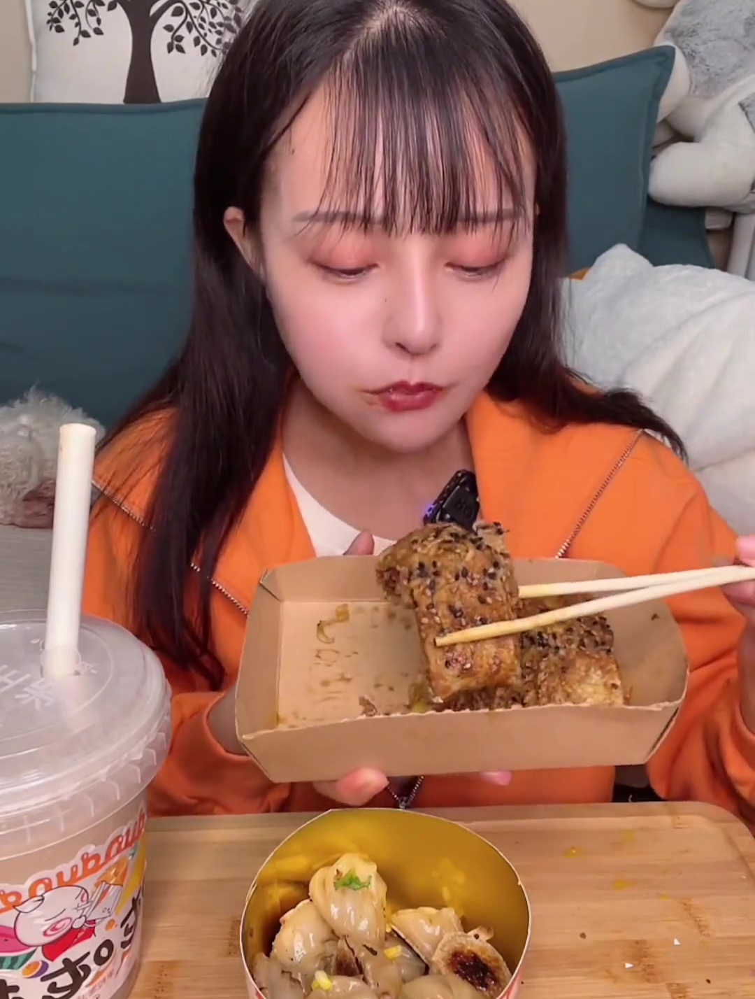 逛吃夜市美食街