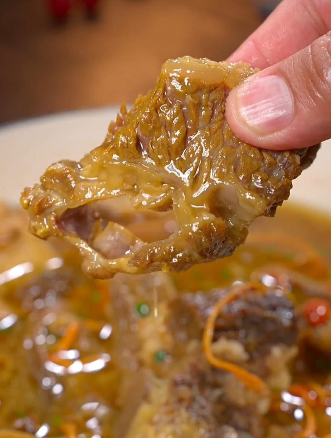 这样炖的牛骨汤汤鲜味美,还能大口吃肉,老人孩子都适合