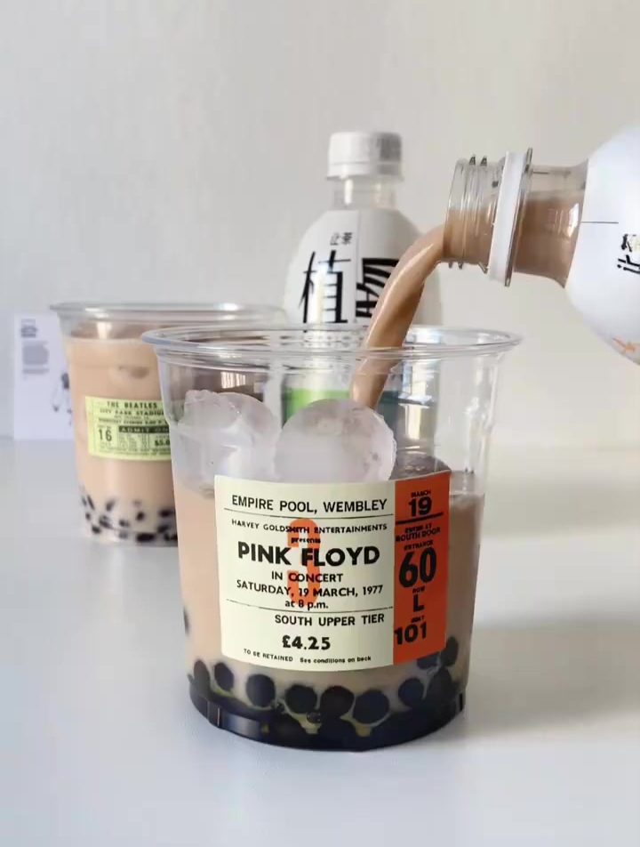 红豆奶绿和珍珠奶茶,醇香浓厚丝滑清新