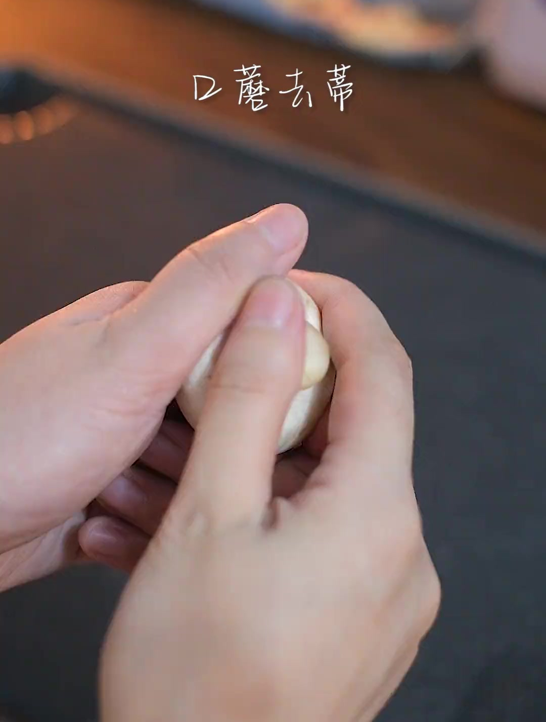 把吃不完的手抓饼做成酥皮奶油蘑菇汤,这手抓饼一盖