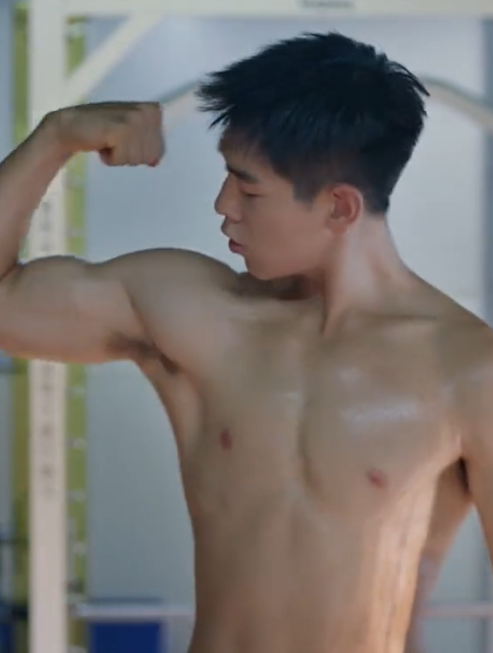 女生喜欢的肌肉男孩VS男生以为女生喜欢的肌肉男