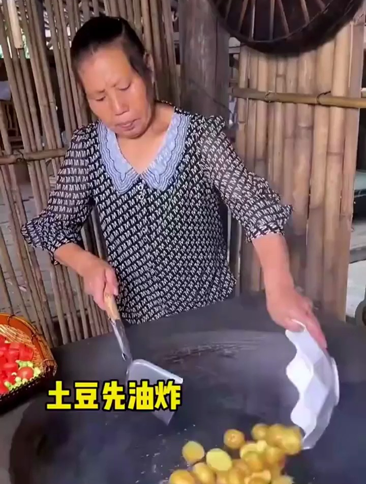 几天不做腊肉糯米饭,真是馋坏了!