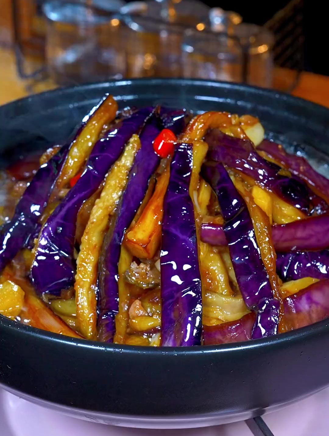 广东地道美食咸鱼茄子煲,学会了,又将是你的拿手菜!