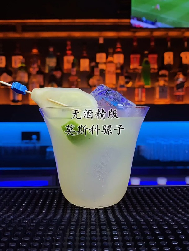 无酒精莫斯科骡子:天气越来越热了,给大家准备了一杯防暑鸡尾酒