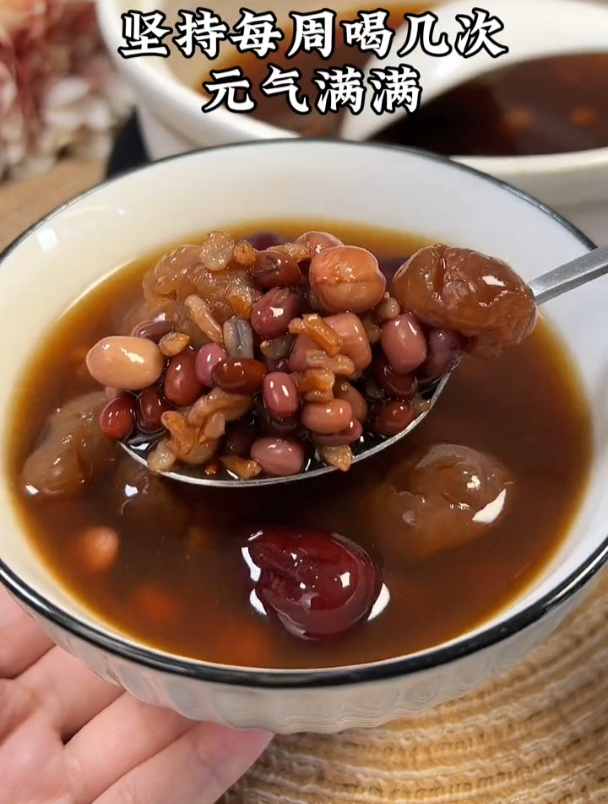 月子期间婆婆总做的五红汤,原来配料就是这几种红色谷物啊!
