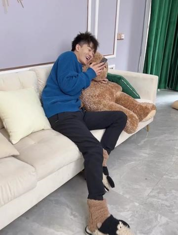 《论烤鸭面皮的正确食用方法》