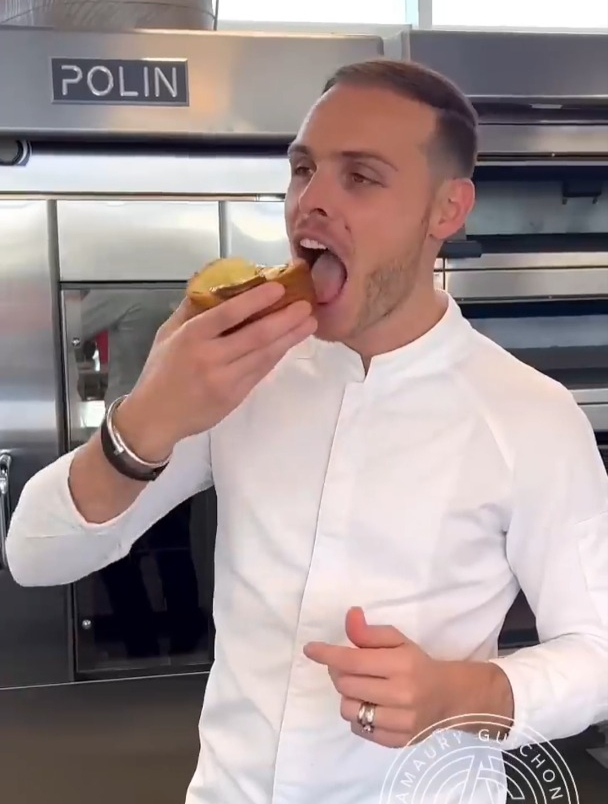 香草奶油蛋卷,非常简单而美味