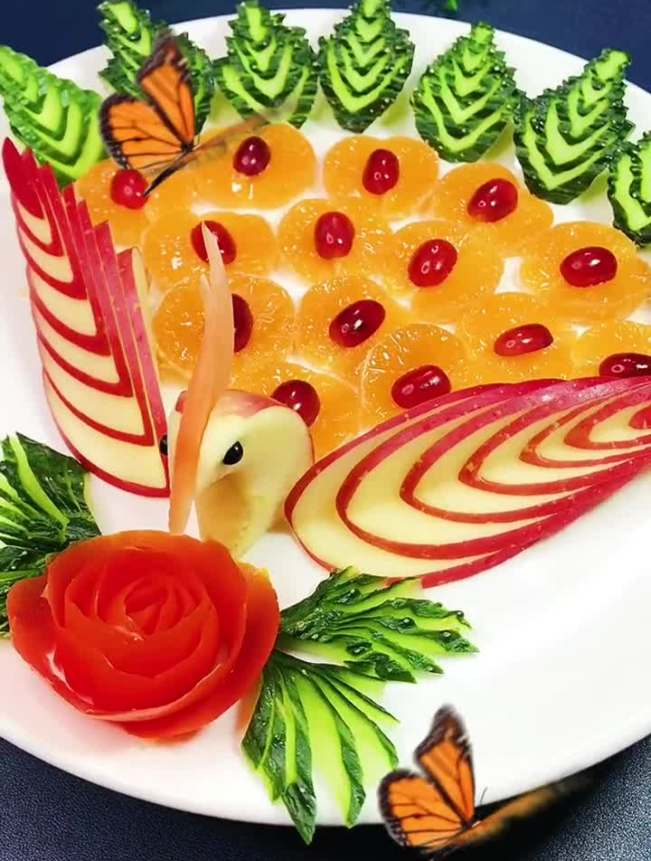 分享用水果推刀做孔雀开屏的做法,是不是很好看呀