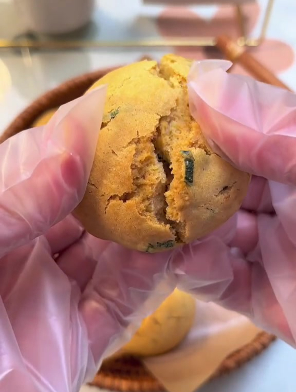用料简单做法简单的香葱饼干