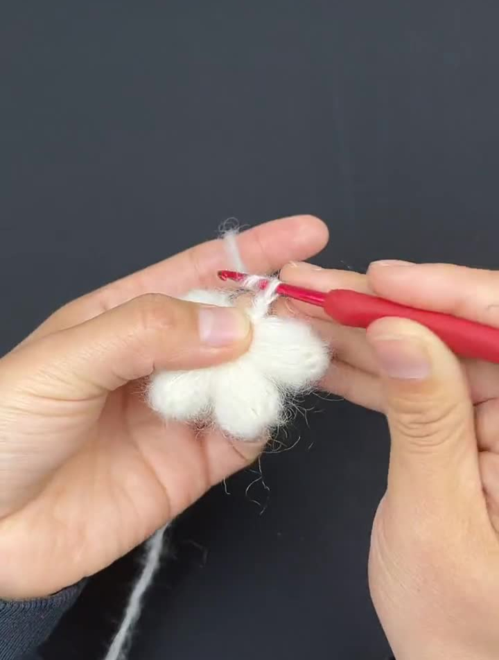 手工diy毛线编织爱生活爱编织钩针编织泡芙花