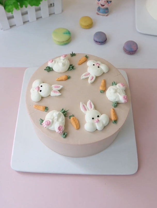 烘焙培训 烘焙人的日常 裱花蛋糕 可爱的兔兔蛋糕教程