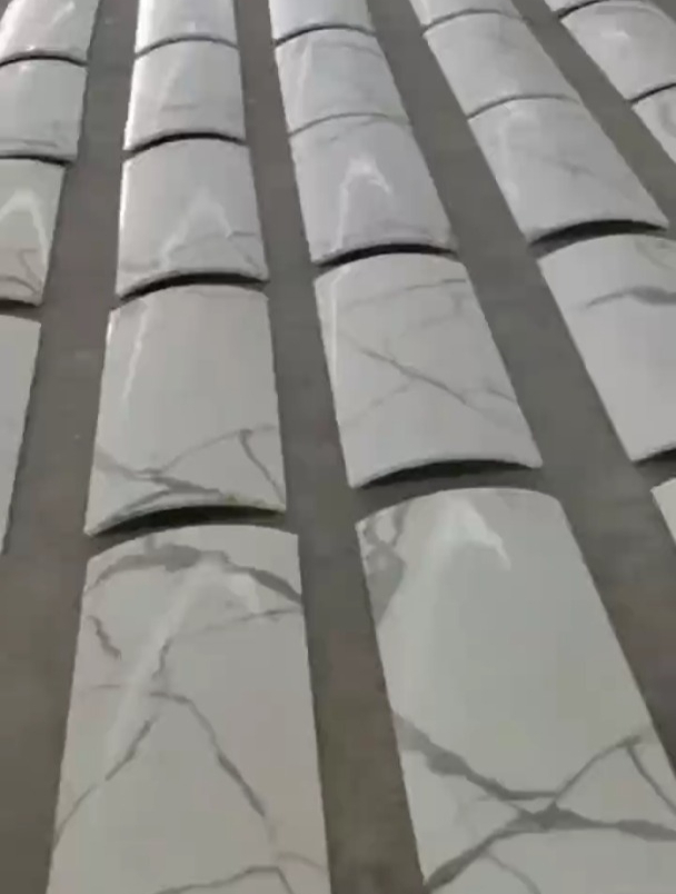 意大利矿产:鱼肚白天然高端大理石弧形柱板