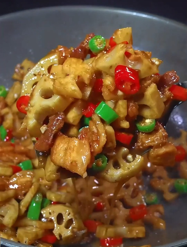 莲藕炒肉 家常菜 湘菜