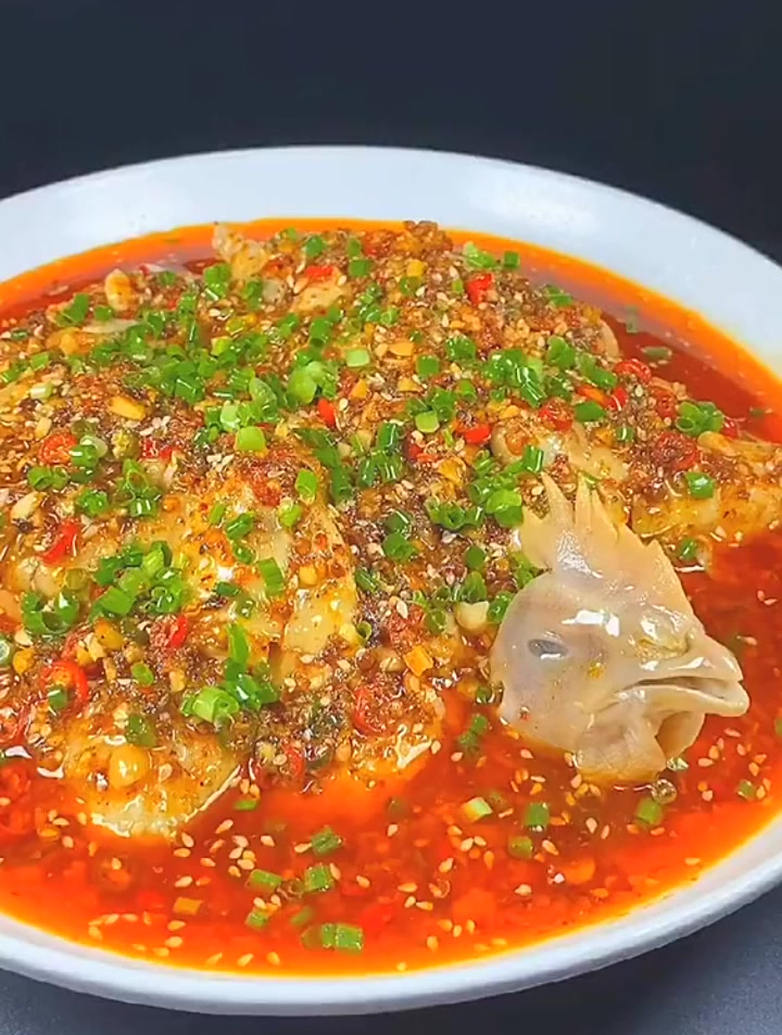 买三黄鸡还送戒指,鸡拿来做口水鸡皮脆肉嫩太好吃了