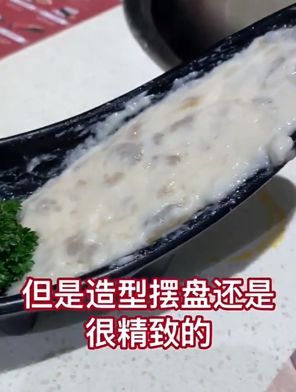 一家超级便宜的火锅店,菜品摆盘美爆了!
