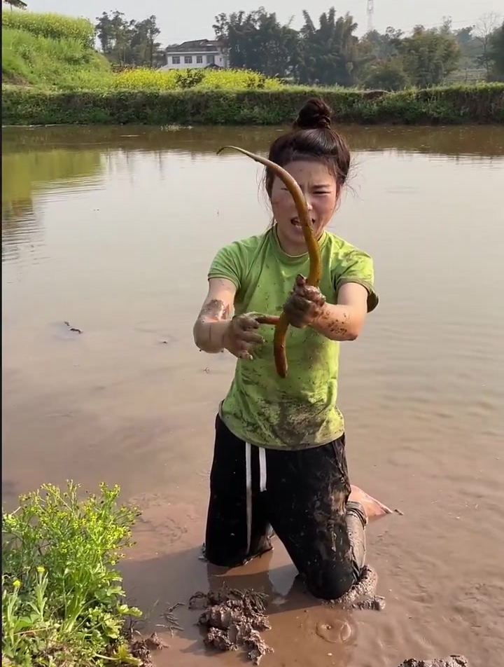 童年的乐趣,摸鱼摸虾