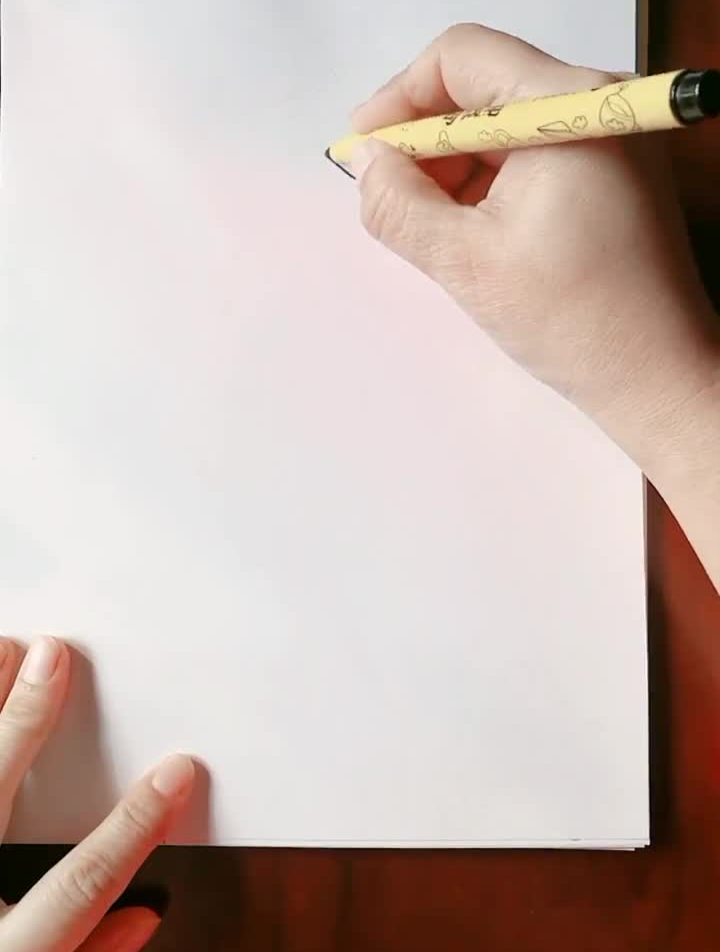 女王们早上好!快来个自画像吧画画古风简笔画