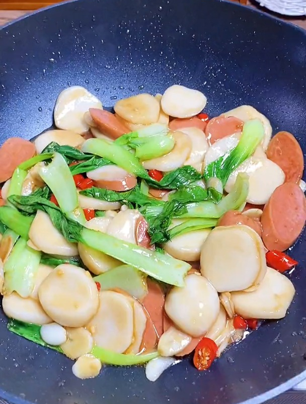 下班太累不想做饭,就给家人做道炒年糕吧,做法简单还好吃 年糕