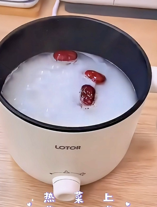 小浣熊电煮锅小浣熊电煮锅