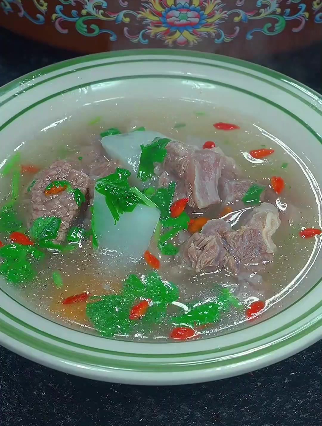 这样炖的牛肉汤,味道鲜美,肉质鲜嫩,营养丰富