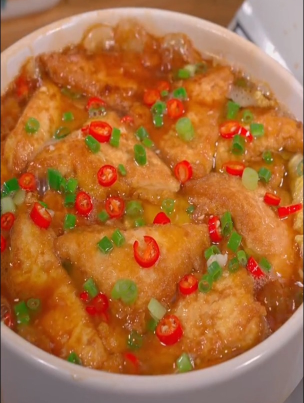 豆腐最简单的做法,好吃又下饭～在家做美食 白菜豆腐煲