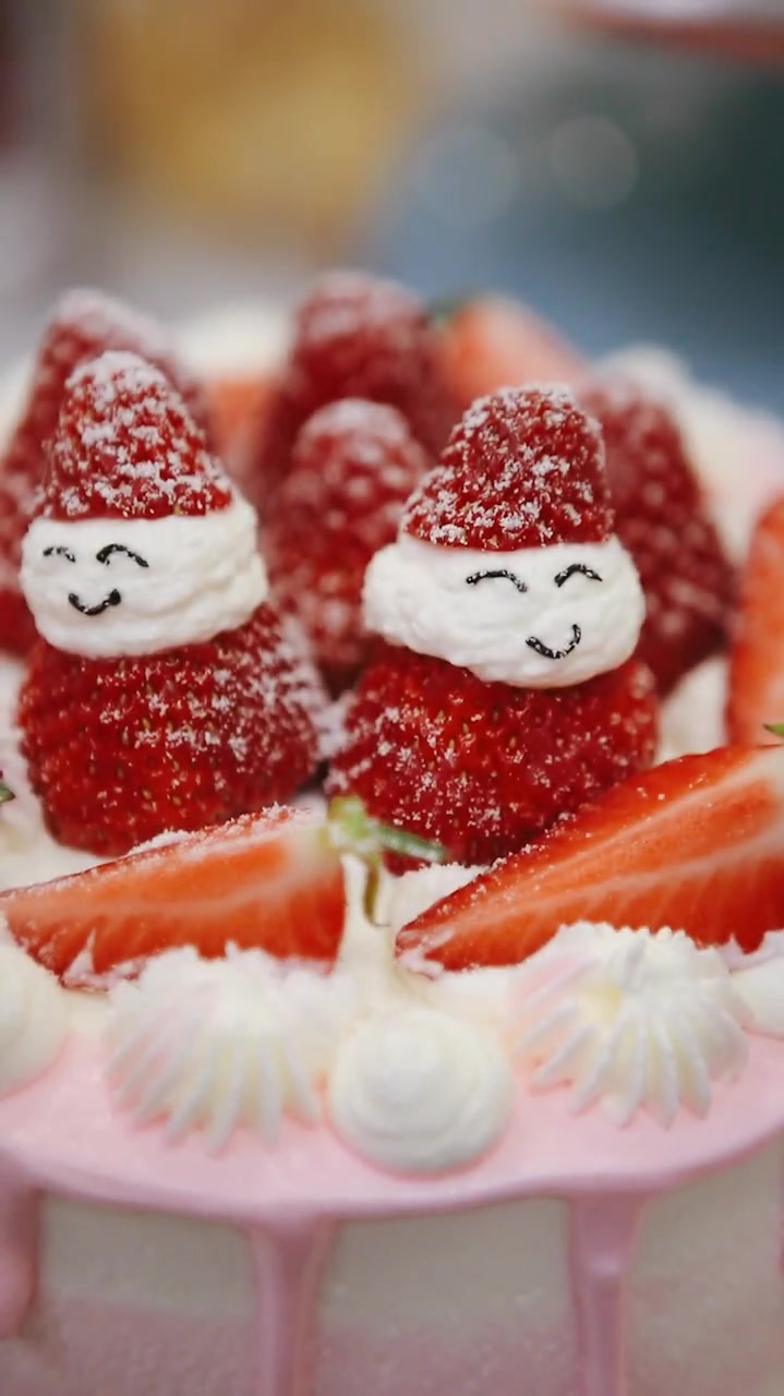 草莓雪人蛋糕~夏日给你清凉~