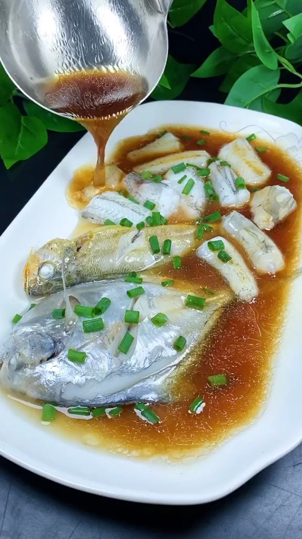 鲜鱼大杂烩,简单的食材