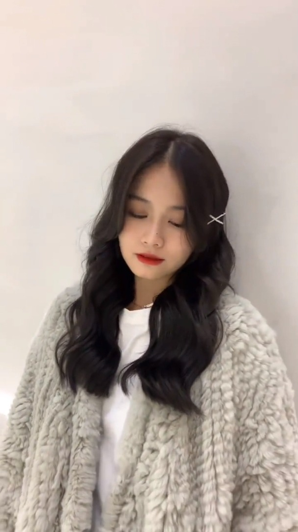 喜欢微卷的女孩 一定要烫的发型 气垫烫 鱼尾烫