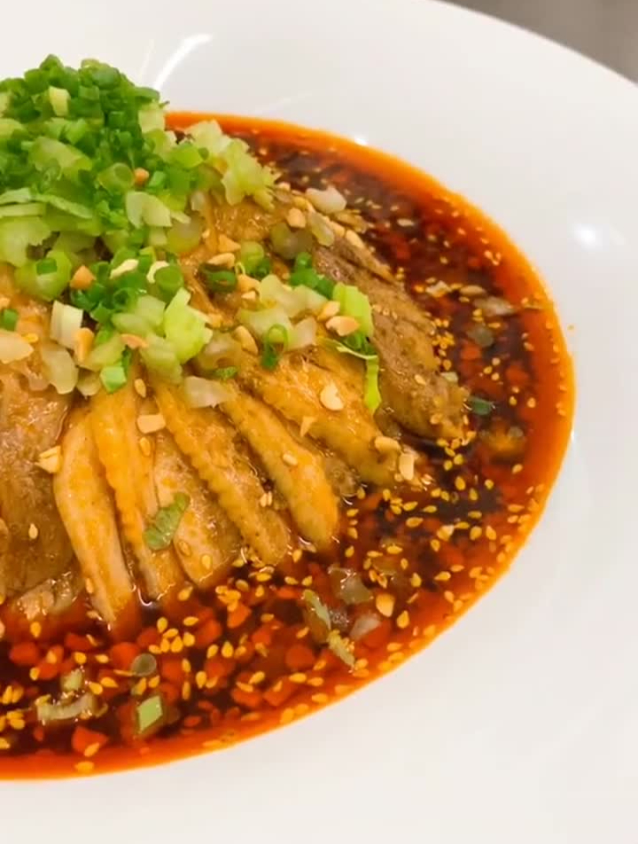 四川特色,红油鸡片