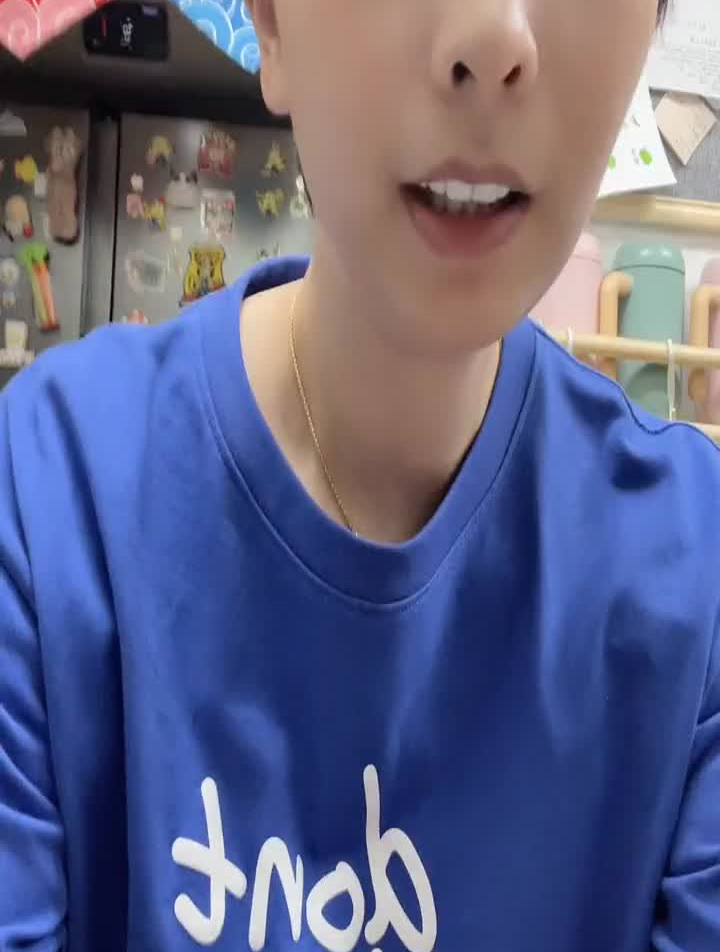 釉下彩卡通早餐盘,盘子设计很人性化,使用很方便